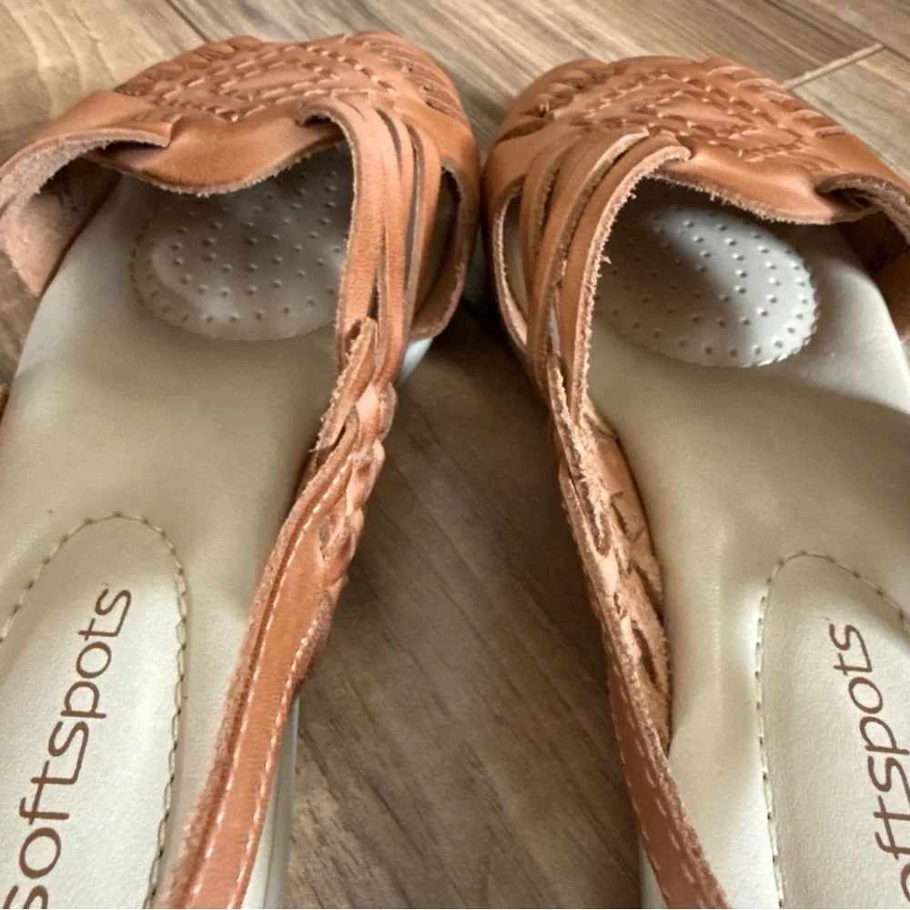 Softspots Women's Size 9W Cognac Tan Woven Braided Leather Huarache Sandals Shoe - Picture 4 of 10